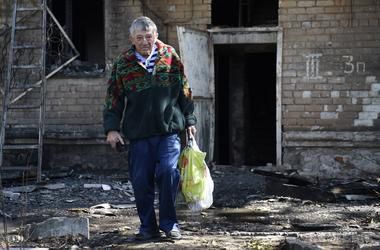 Як жив Донбас у 2016 році: землетрус, смертельний ліфт і нескінченні вибухи. У 2016 році окупований бойовиками Донецьк жив під обстрілами, стежив за безрезультатними Мінськими переговорами, лякався вибухів і розборок бойовиків.