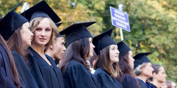 Кабмін України встановив порядок отримання академічної стипендії. Уряд встановив порядок призначення і виплати академічної стипендії 40-45% студентів вищих навчальних закладів.
