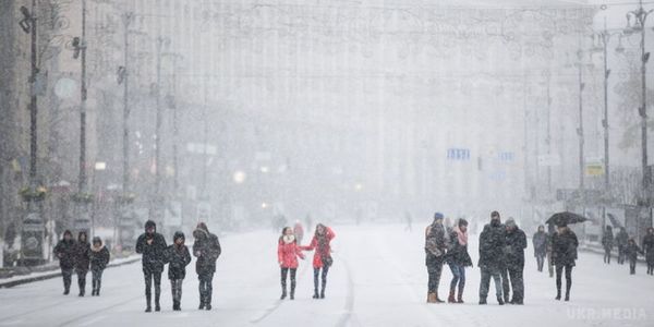 Коли в Україну прийде потепління. З 10 січня на територію України після сильних морозів і снігопадів прийде потепління.
