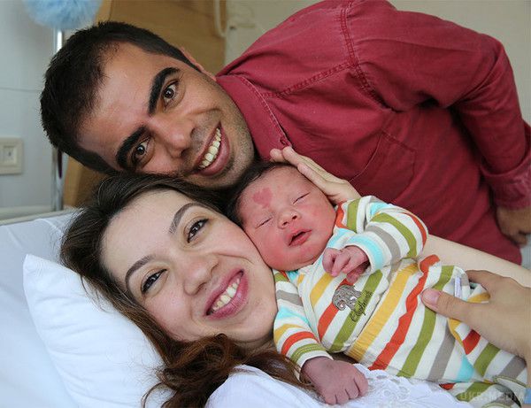 Дитина любові: в Туреччині народилося немовля з сердечком на обличчі. Його називають "дитина любові"