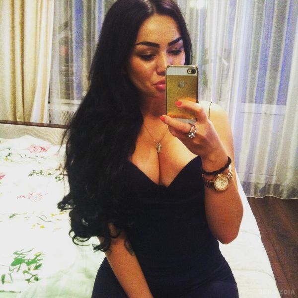  Ця дівчинка виходить на полювання - за багатством багатих спонсорів!(відео). Олігарха. тремтіть!!! 