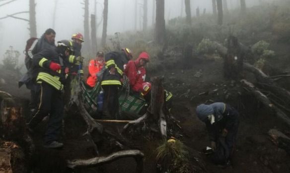 У Гватемалі в ході сходження на вулкан Акатенанго загинула група туристів. У Гватемалі загинула група туристів.