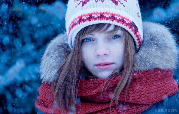 Поради про те, як не замерзнути в холоди (фото). Одяг, який ви носите взимку, повинен бути не тільки красивим і модним, а в першу чергу, він повинен бути комфортним і захищати від морозу і вітру.