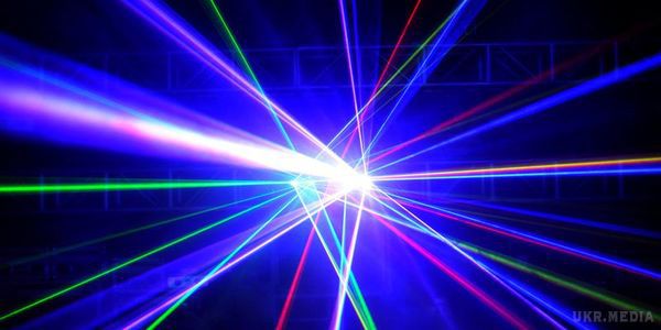 Китайськими вченими розроблений найпотужніший у світі лазер. Китайськими вченими розроблений прилад, випромінюючий найяскравіше ультрафіолетове випромінювання в світі. 
