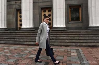 Савченко можуть вигнати з комітету ВР з оборони і безпеки. Група народних депутатів вже підготувала проект постанови про виключення Савченко зі складу цього комітету.