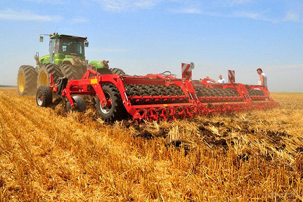 Врожай зернових у 2016 році сягнув рекордних 66 млн тонн. У 2016 році виробництво зернових та зернобобових культур у заліковій вазі становило 66 млн тонн, що є рекордним показником в історії України, та на 5,9 млн тонн більше ніж у 2015 році. 