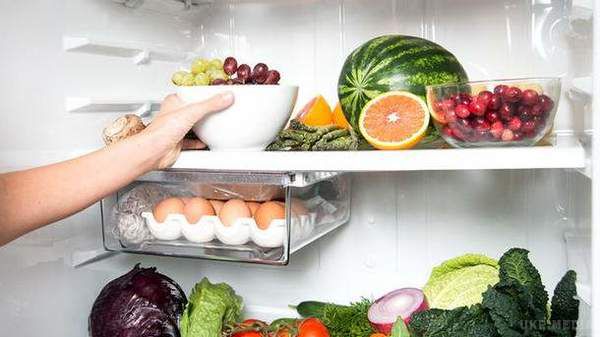 Скільки можуть зберігатися продукти в холодильнику. У несвіжих продуктах можуть існувати різні небезпечні бактерії, попереджають фахівці.