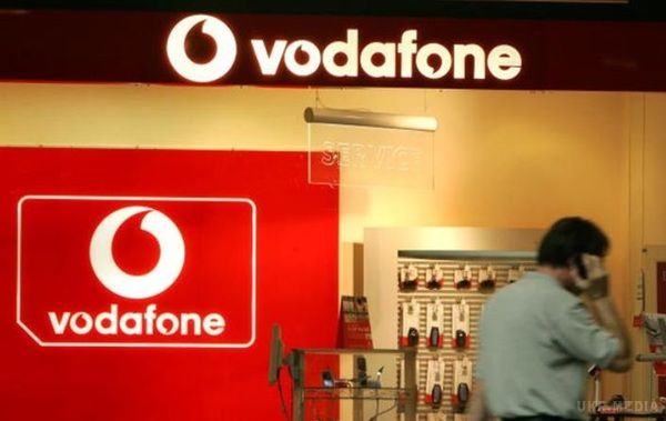 Мобільний оператор "Vodafone Україна" з1 лютого підвищує вартість лінійки тарифів.  "Vodafone Україна" з1 лютого цього року підвищує вартість лінійки тарифів на користування інтернетом 3G CDMA в середньому на 15 грн за місяць