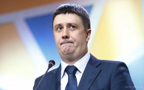 Кириленко розповів про плани щодо українізації телебачення. 75% програм в телевізійний прайм-тайм треба показувати українською мовою.