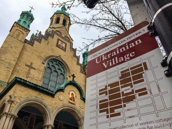 Є вареники, є щастя: "Українське село" в Чикаго визнано найпривабливішим районом у США. Нині у кварталі &quot;Українське село&quot; в Чикаго проживають приблизно 15 тисяч вихідців з України та їхніх нащадків