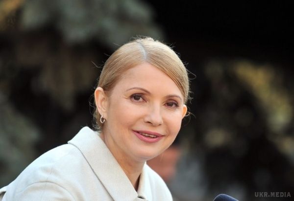Тимошенко пообіцяла більше ні з ким не об'єднуватись і пояснила чому. Партія "Батьківщина" більше не об'єднуватиметься з жодною політичною силою, аби не нести відповідальність за дії інших політиків