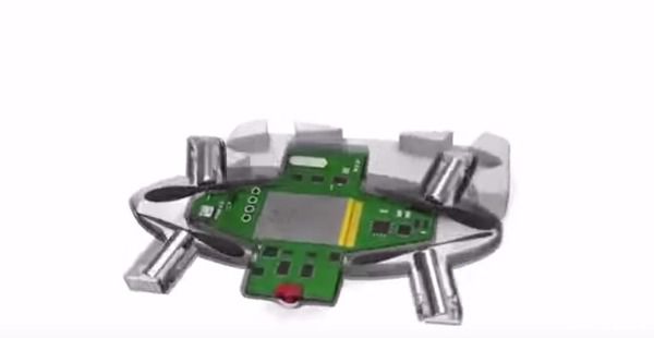Розробники представили міні-дрон для смартфонів і селфі. На краудфандинговій платформі Kickstarter розпочався збір коштів на створення дрона-чохла Selfly для смартфонів, прототип якого вже предствалений розробниками