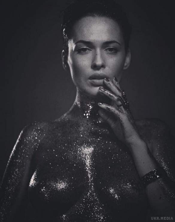 Даша Астаф'єва захопила знімок топлес в Instagram (фото). Українська співачка і модель продовжує радувати шанувальників відвертими фото.