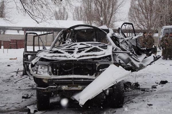  Подробиці підриву автомобіля "головного міліціонера "ЛНР" (фото). Автомобіль Олега Анащенка вибухнув на ходу, а сила вибуху склала 4-5 кг у тротиловому еквіваленті.