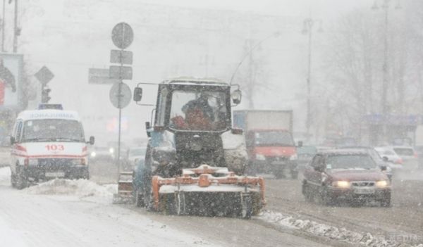 Негода паралізувала рух у чотирьох областях. Тимчасове обмеження руху транспорту через різке погіршення погодних умов введено на автошляхах у чотирьох регіонах України.