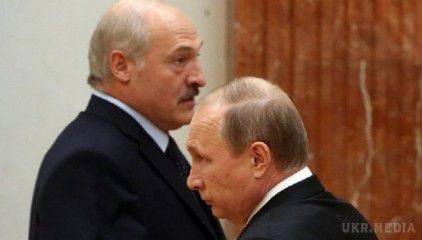 Для Путіна Білорусь — це лише шість російських областей, — аналітик. Олександр Лукашенко розуміє, що треба готуватися до такого нападу, що Росія зробила в Україні.
