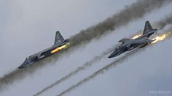 У Сирії російська авіація вдарила по будівлі, де перебували військовослужбовці з Туреччини. В результаті ударів авіації РФ в Сирії загинули турецькі військові