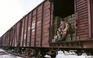 Кремль перекинув на Донбас смертоносну зброю. "ДНР" прибуло 10 вагонів, забитих мінометами і 152-мм артилерією.