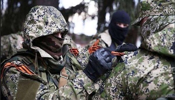 В зоні АТО бойовики активно залучали снайперів для ведення обстрілів. За минулу добу,13 лютого, загалом зафіксовано 72 обстріли. Одного українського військового поранено.