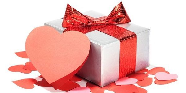 Красиві смс і листівки привітання з Днем Святого Валентина 2017. День святого Валентина, або День усіх закоханих - свято, що відзначається 14 лютого у багатьох країнах світу.