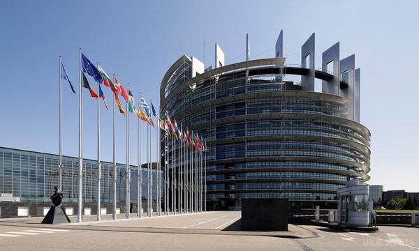 Створення спільної армії ЄС схвалили у Європарламенті. Європарламент проголосував за резолюцію про посилення централізації ЄС та спільної європейської армії.