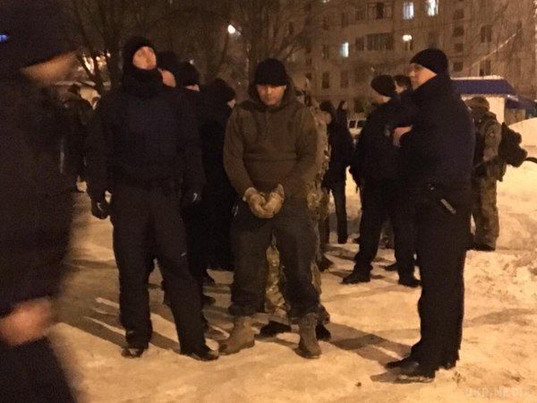 З-за блокади Донбасу в Харкові сталася перестрілка: хроніка подій (фото, відео). У п'ятницю, 17 лютого, ввечері у спальному районі Харкова сталася перестрілка. 