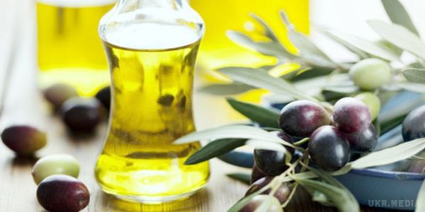 Це масло відмінно "прочистить" ваші артерії. Оливкова олія дуже корисно для здоров'я.