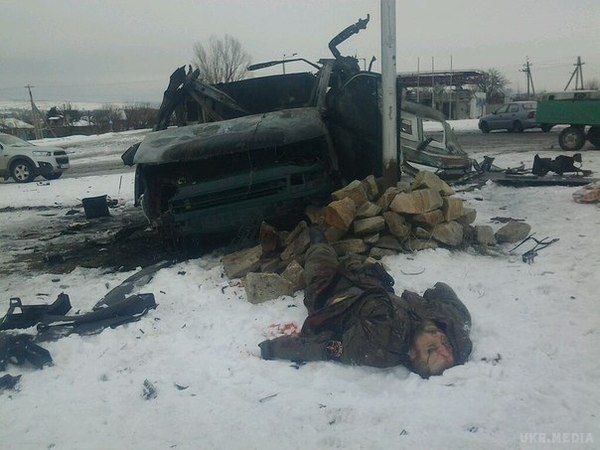 Бойовики "ДНР" обстріляли власні позиції: десяток ліквідованих, двоє поранених – розвідка. Бойовики обстріляли власні позиції на Донеччині: 10 ліквідовано, двоє отримали поранення.