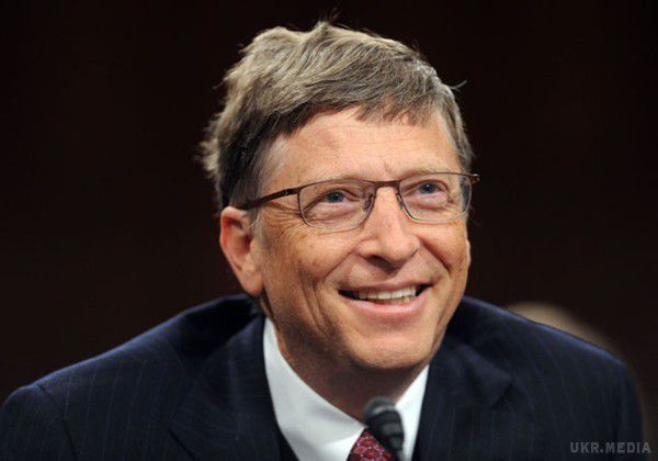 Гейтс закликав обкласти роботів даниною. Засновник корпорації Microsft Білл Гейтс вважає, що роботи, які заміняють людей у певних сферах діяльності, повинні так само платити податки