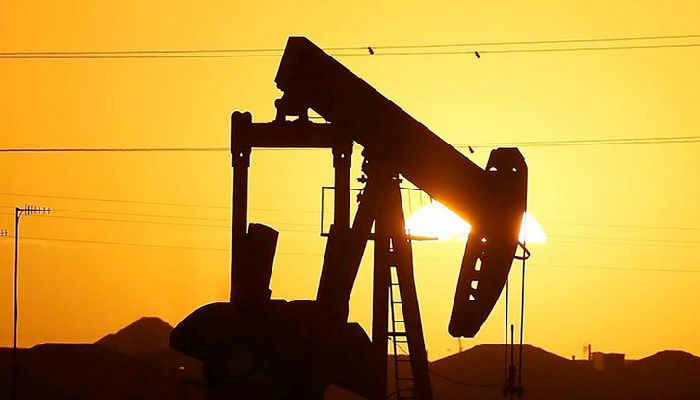 Світові ціни на нафту знизились. Світові ціни на нафту почали падати на тлі звіту про запаси сировини у США. І Brent і WTI втратили по 12 центів за барель.