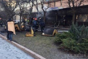 У центрі Львова згорів ресторан. Обійшлося без жертв і постраждалих, але заклад вигорів.