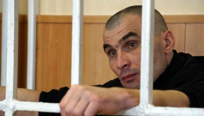 В Росії раптово помер адвокат засудженого українця Литвинова. В ніч на 28 лютого обірвалося життя відомого російського адвоката Віктора Паршуткіна. 