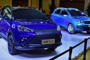 На авторинку з'явився новий бренд бюджетних автомобілів. Китайська марка Yudo представила відразу дві дебютні моделі.
