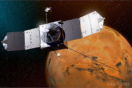 НАСА врятувало станцію MAVEN від зіткнення з супутником Марса. Станція MAVEN (Mars Atmosphere and VolatileEvolutioN) здійснила маневр на орбіті навколо Марса, який дозволив їй уникнути зіткнення з Фобосом — супутником планети.