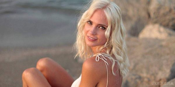 Глюк'оzа показала оголені груди на фото в Instagram. Наталя Чистякова-Іонова, більш відома як глюк'оzа, продовжує дивувати шанувальників відвертими знімками.