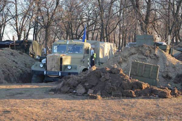 Коли закінчиться війна на Донбасі. Радник президента України Юрій Бірюков припускає, що війна на Донбасі триватиме ще півтора-два роки.
