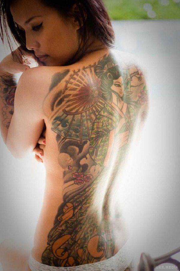 Тату по всьому тілу: красуні, які прикрашають себе незвичайним способом (Фото). Фотографії красивих дівчат з татуюваннями. 