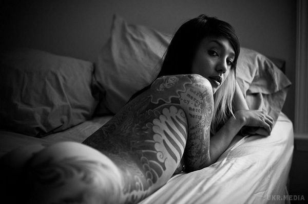 Тату по всьому тілу: красуні, які прикрашають себе незвичайним способом (Фото). Фотографії красивих дівчат з татуюваннями. 