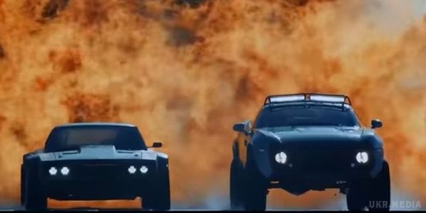 З'явився новий видовищний трейлер "Форсажу 8". У відеоролику показано масове знищення автомобілів.