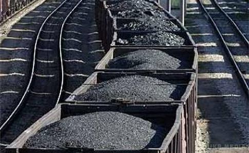 Названо найбільших постачальників вугілля для України. Україна в січні-лютому 2017 року збільшила валютні витрати на імпорт кам'яного вугілля і антрациту на 50,3% порівняно з аналогічним періодом 2016 року – до 357,6 млн дол.