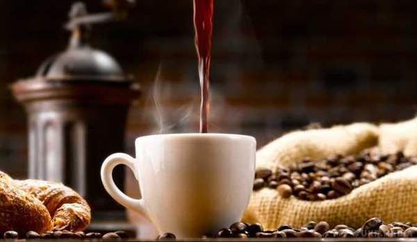 Шість причин назавжди відмовитися від кави. Кава - корисний напій, але є у нього і недоліки.