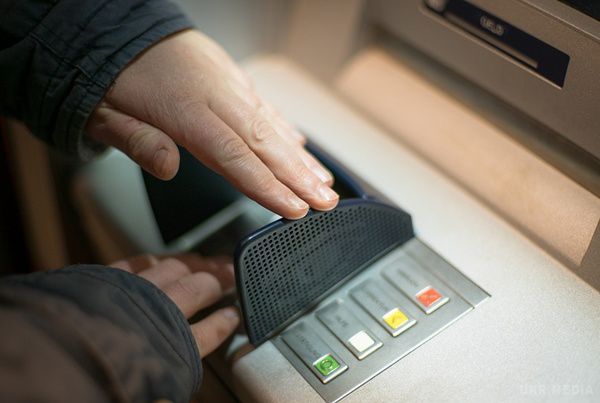 П'ять нових афер, на які попадаються українці. Про нові схеми відбирання грошей у населення  розповіли у Національній програмі сприяння безпеки електронних платежів і карткових розрахунків SАFЕ CARD.