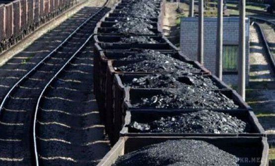 У Ахметова повідомили, скільки залишилося вугілля на захоплених шахтах. ДТЕК буде припиняти спроби незаконного продажу антрациту зі складів захоплених шахт на НКТ.