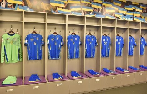 Збірні команди України з футболу змінять звичне екіпірування. Українські збірні гратимуть в екіпіруванні від Joma