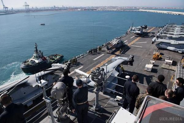  В Чорне море увійшов десантний корабель ВМС США (фото, відео). Корабель візьме участь в двосторонніх військових навчаннях США і Румунії Spring Storm 17.