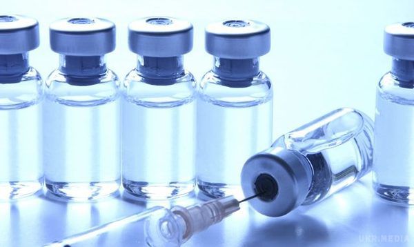Американські вчені створили вакцину без уколів (відео). Вчені з Каліфорнійського університету в Берклі провели дослідження, яке показало, що вже дуже скоро при проведенні вакцинації лікарям не знадобляться шприци. 