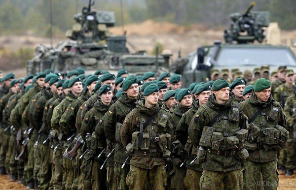В Естонію прибули військовослужбовці батальйону НАТО з Франції. Сьогодні в Естонію прибули військовослужбовці батальйону НАТО з Франції. Їх угруповання увійде в інтернаціональний батальйон військового альянсу.