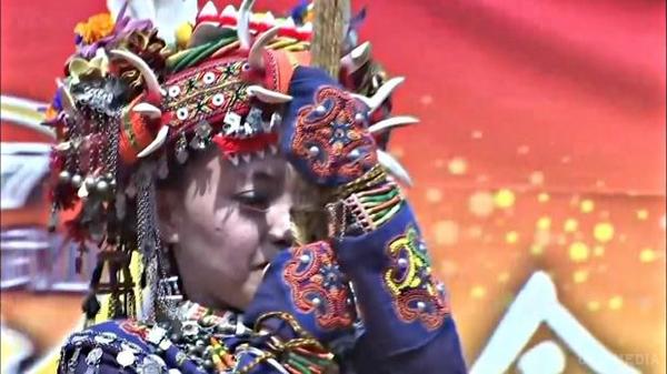 Таємниці цивілізації: традиційна весільна церемонія на півдні Тайваню (відео). Незважаючи на те, що аборигени становлять лише 2% (530 тисяч осіб) від загального населення Тайвані, вони дбайливо зберігають свої вікові традиції. 