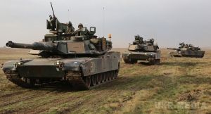 Американські танки Abrams і БМП Bradley вже біля кордонів Росії. Кошмар Путіна наяву. Тисячі солдатів США та Естонії проводять спільні військові навчання.