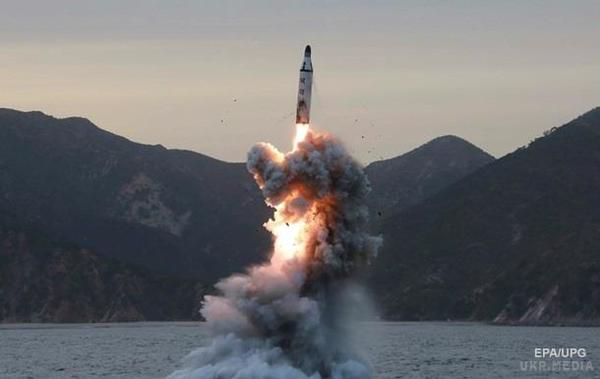 КНДР провела невдалий запуск ракети - ЗМІ. Військові США повідомили, що ймовірно ракета вибухнула через кілька секунд після пуску.